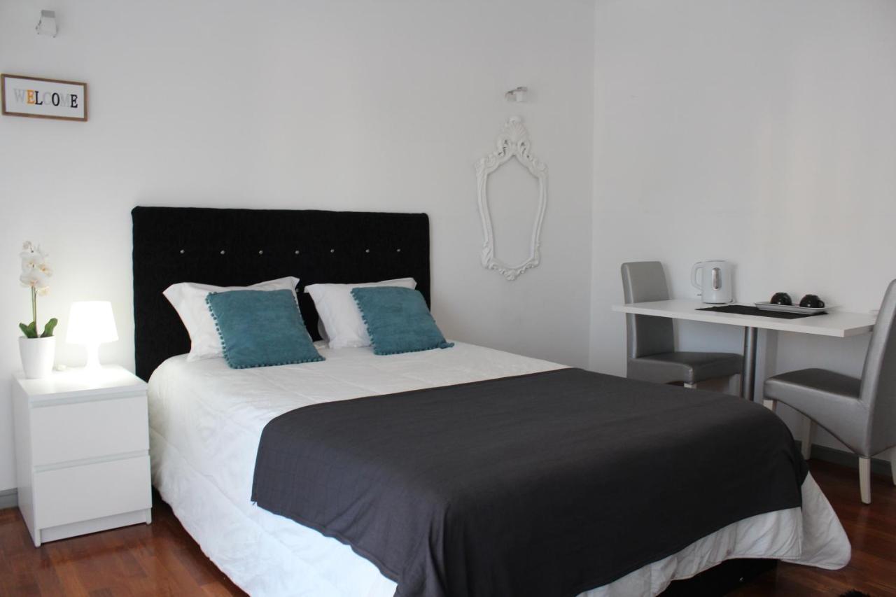 Colina Guesthouse - บรากา ภายนอก รูปภาพ