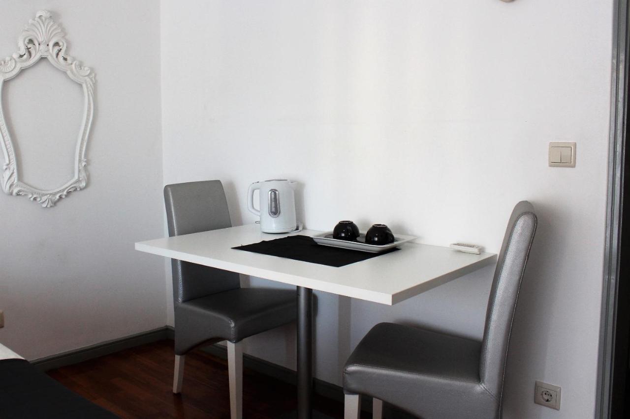 Colina Guesthouse - บรากา ภายนอก รูปภาพ